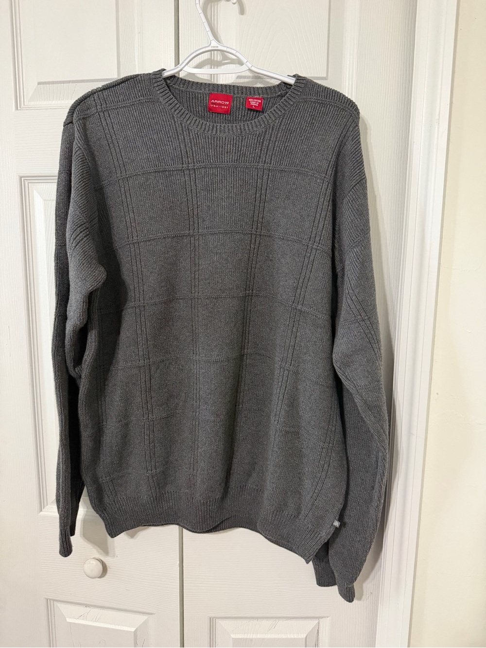 Arrow Men's Charcoal Grid-Texture Crewneck Sweater